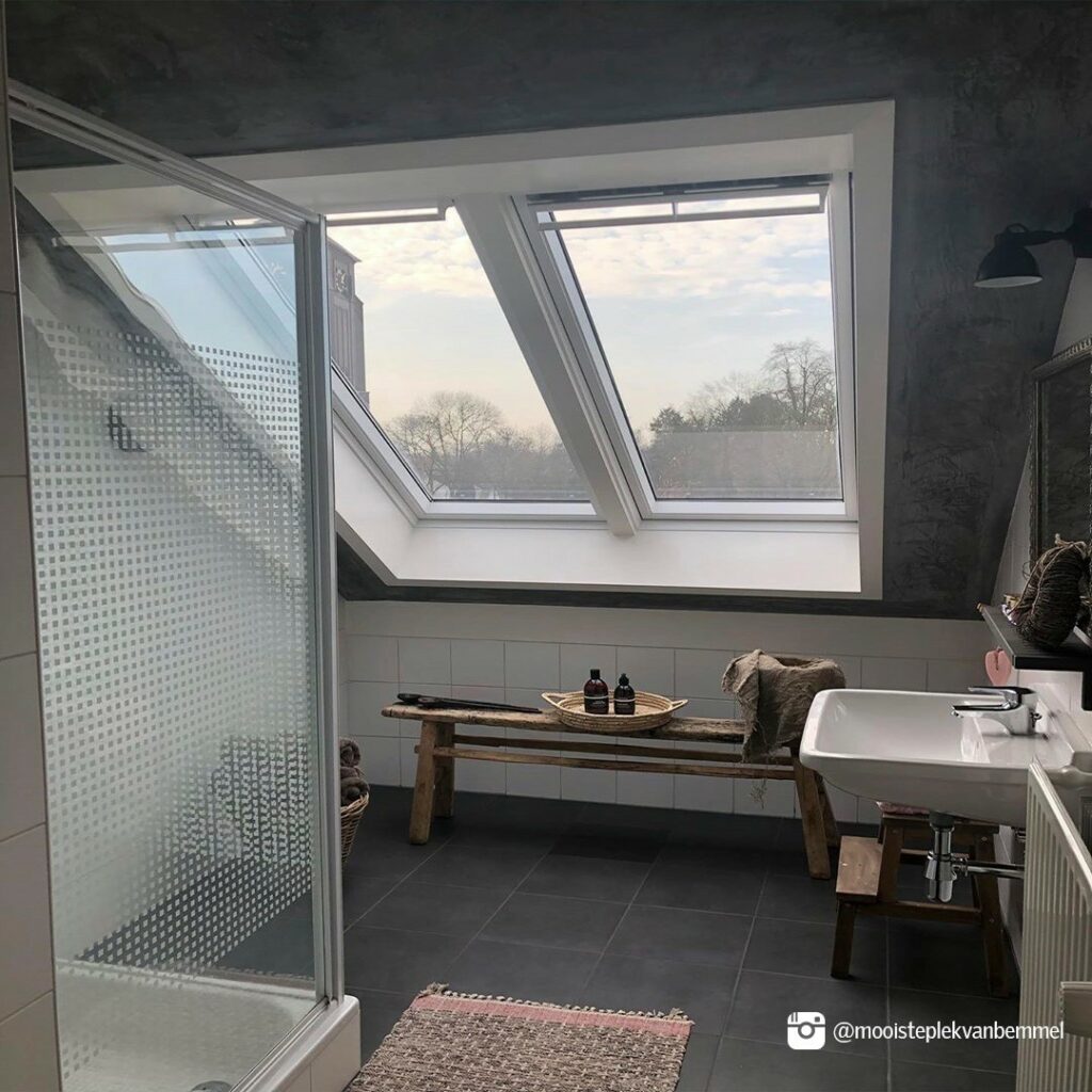 Menuiserie Vaudru Menuisier Conde Sur Vire Fenetre De Toit VELUX 1